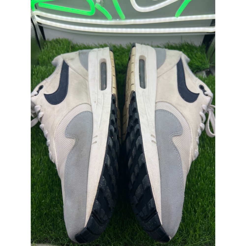 Nike Air Max 1 Platinum Tint Dark Obsidian Suede Men Size 12 Sneakers FD9082-002 - Picture 3 of 7